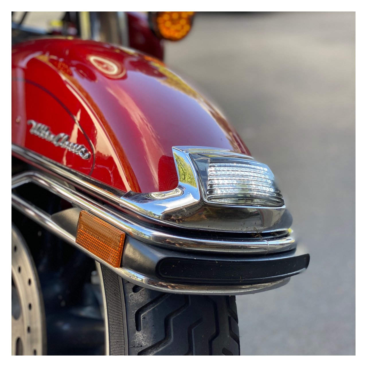 HogWorkz LED Front Fender Tip Light For Harley Touring / Softail 1981-2017 - Image 6