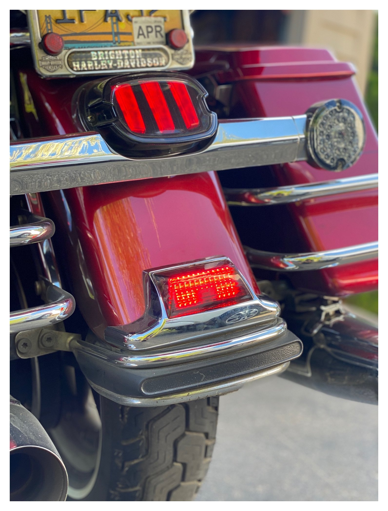 HogWorkz LED Rear Fender Tip Light For Harley Touring / Softail 1986-2017 - Image 3