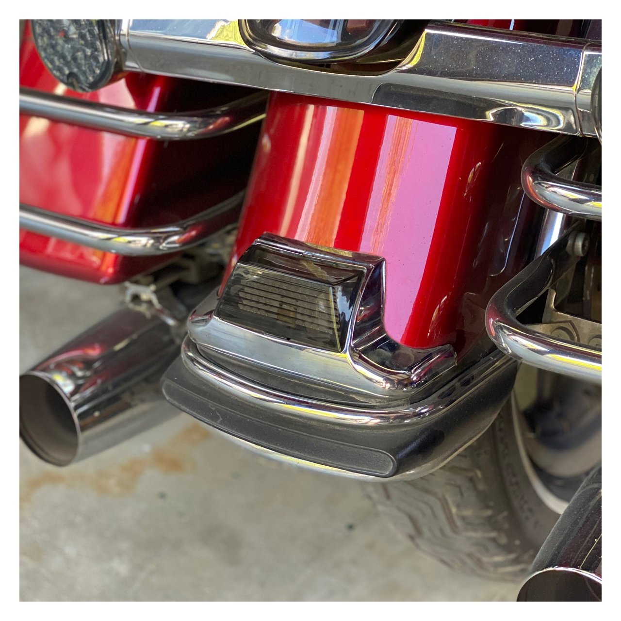 HogWorkz LED Rear Fender Tip Light For Harley Touring / Softail 1986-2017 - Image 4