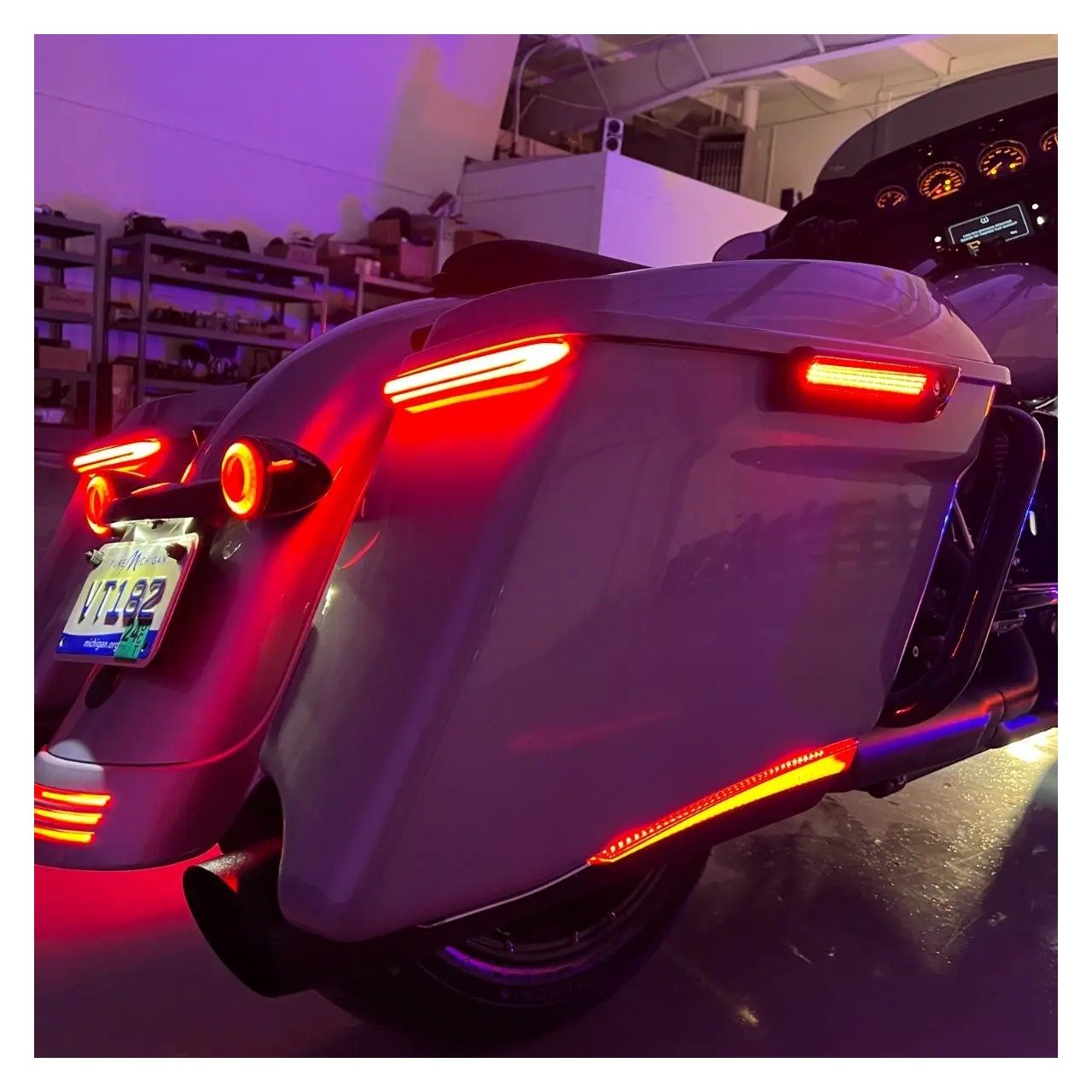 HogWorkz Slimz LED Saddlebag Lights For Harley Touring - Image 7