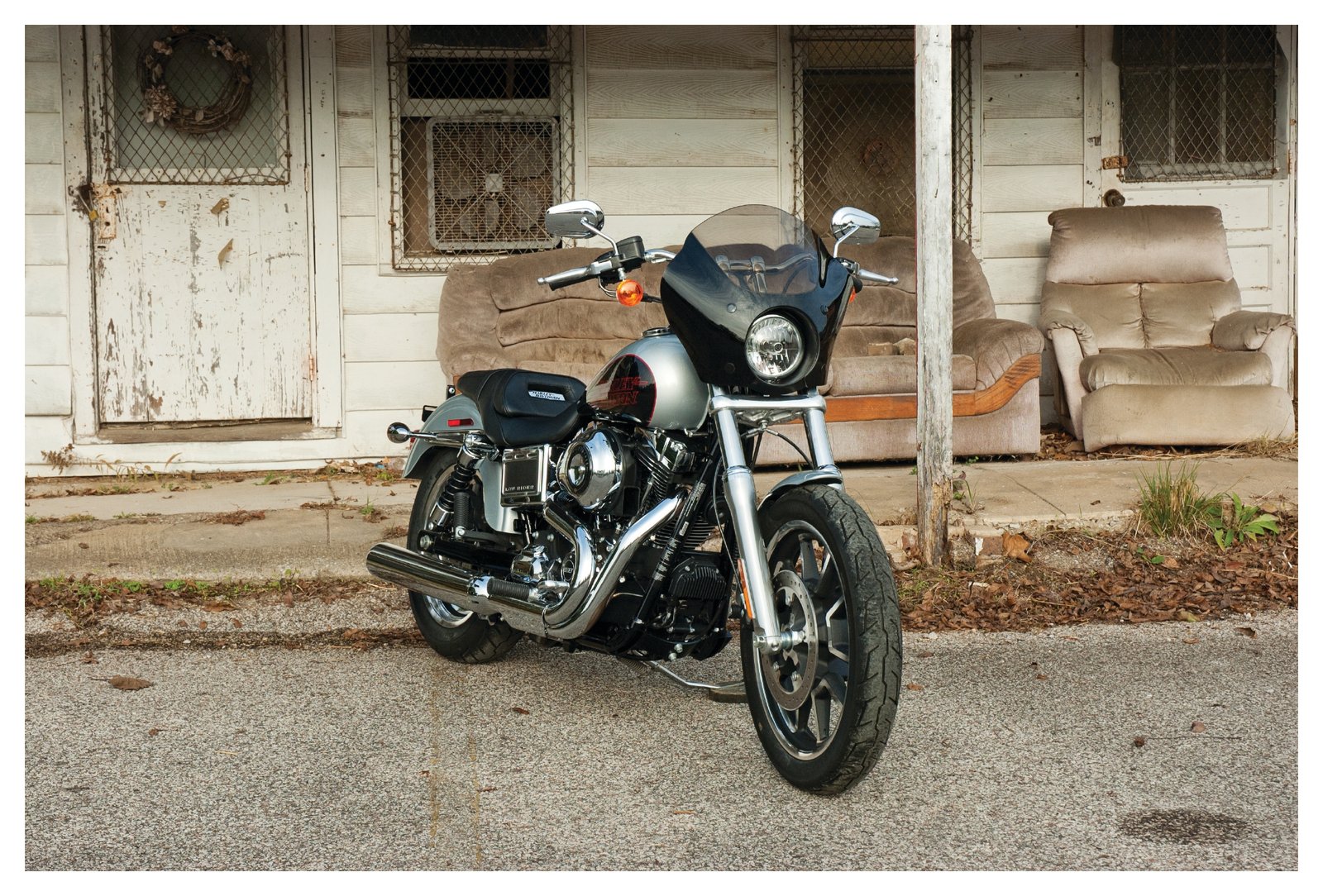 Memphis Shades Gauntlet Fairing For Harley / Indian - Image 4