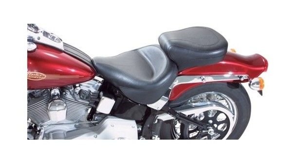 Mustang Wide Touring Smooth Seat For Harley - Image 3