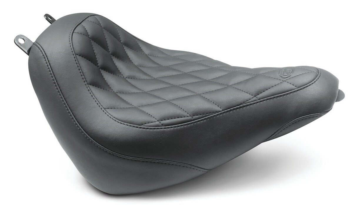 Mustang Wide Tripper Diamond Solo Seat For Harley