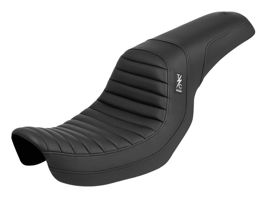 Saddlemen Thrashin' Pro Series Tuck-N-Roll Seat For Harley